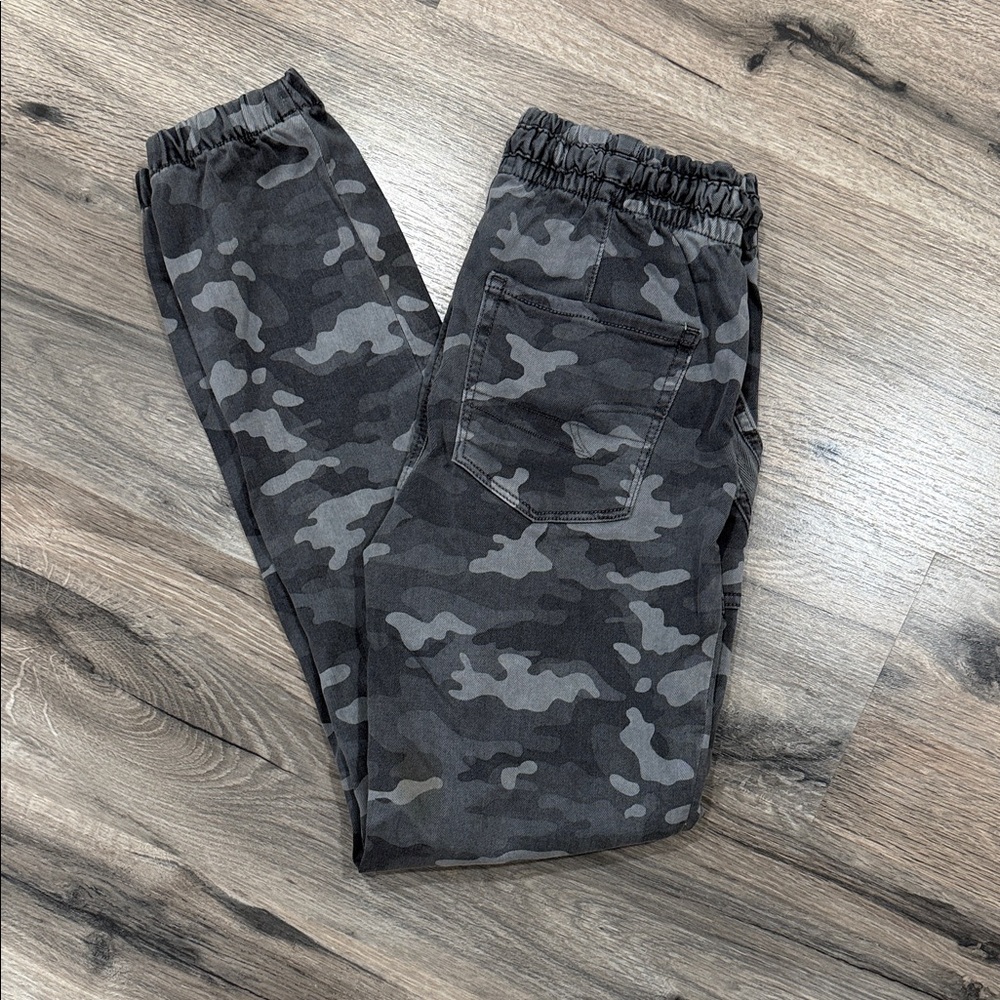 American Eagle Greg Camo stretch jeans